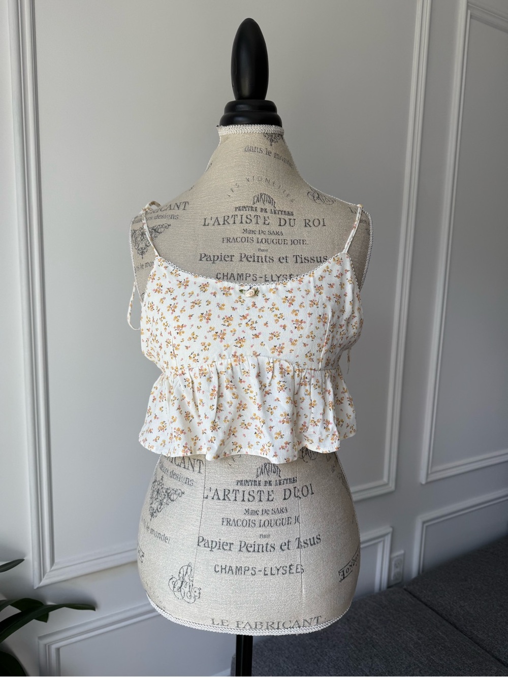 Pull&Bear Cream Floral Peplum Cami Top